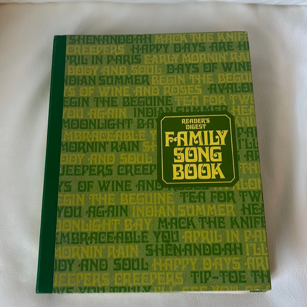 2/$20 Reader's Digest Family Song Book